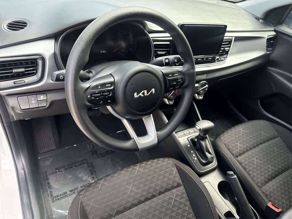 Thumbnail: 2023 Kia Rio - 13