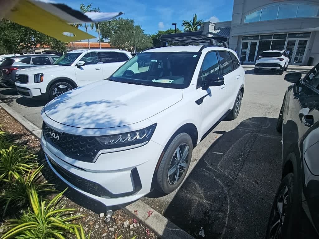 Thumbnail: 2022 Kia Sorento - 9