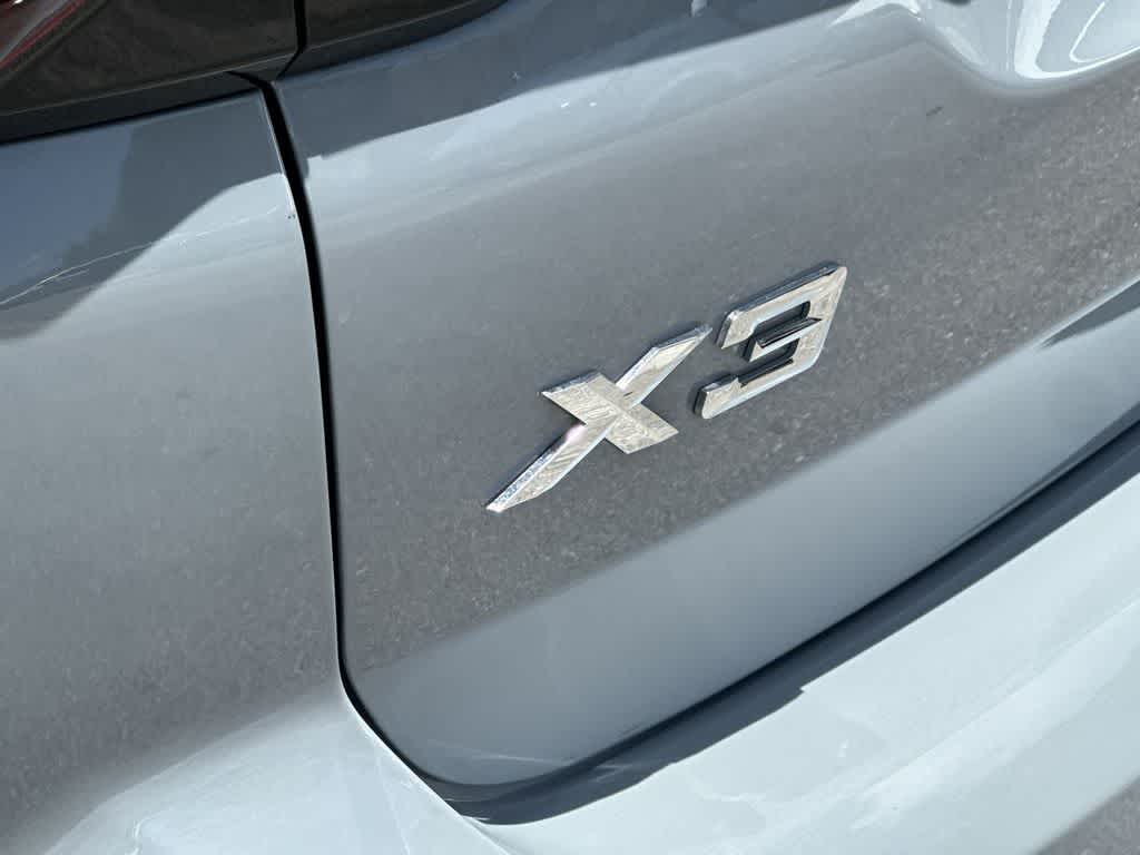 Thumbnail: 2022 BMW X3 - 10