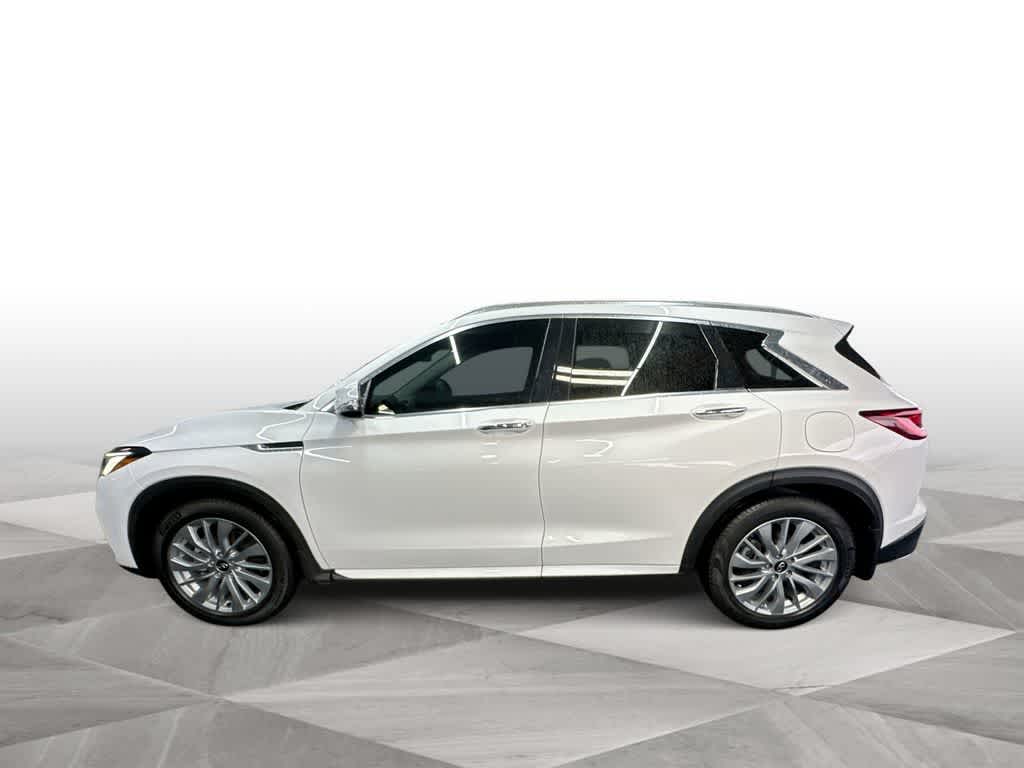 Thumbnail: 2023 INFINITI QX50 - 5