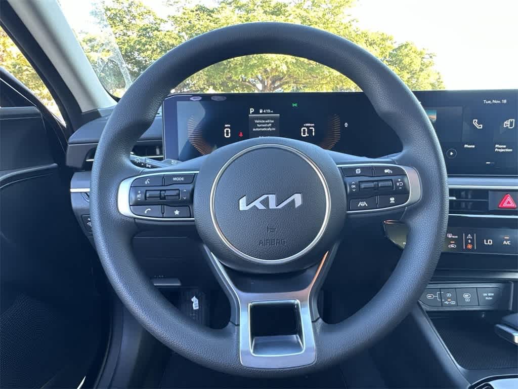 Thumbnail: 2026 Kia K5 - 15