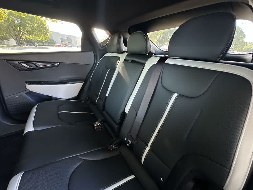 Thumbnail: 2025 Kia EV6 - 22