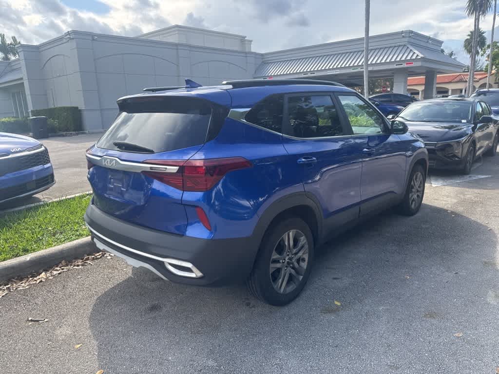Thumbnail: 2022 Kia Seltos - 27