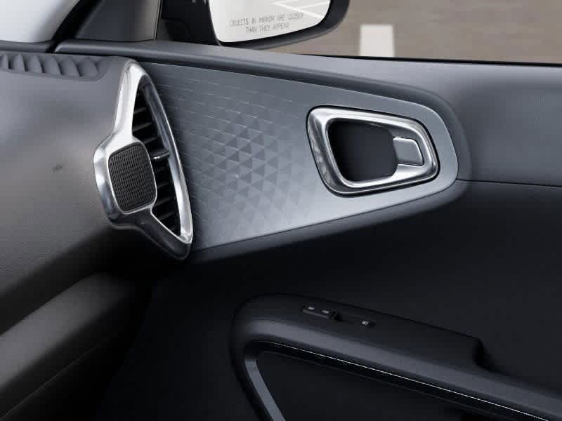 Thumbnail: 2025 Kia Soul - 25