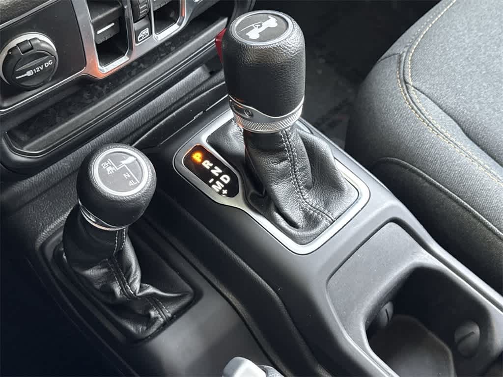 Thumbnail: 2024 Jeep Wrangler - 21