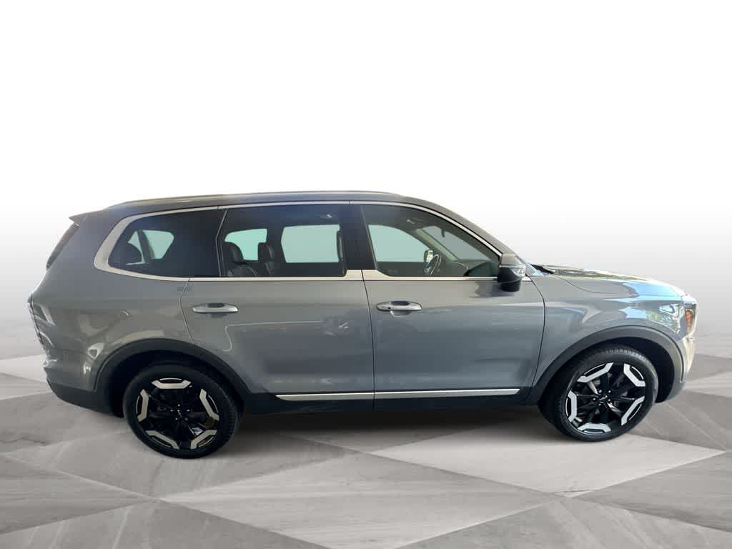 Thumbnail: 2024 Kia Telluride - 9