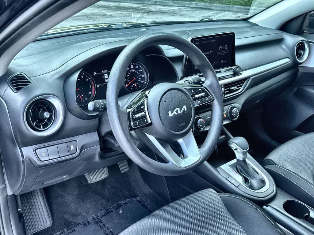 Thumbnail: 2024 Kia Forte - 13