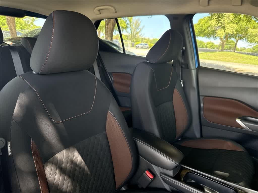 Thumbnail: 2023 Nissan Kicks - 27