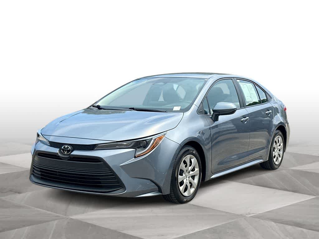 Thumbnail: 2025 Toyota Corolla - 4