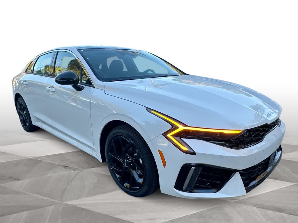 Thumbnail: 2026 Kia K5 - 2