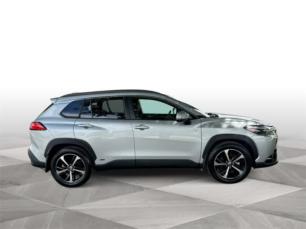 Thumbnail: 2023 Toyota Corolla Cross - 9