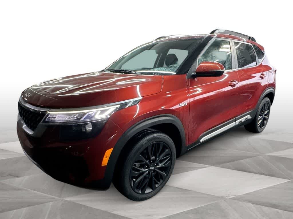 Thumbnail: 2023 Kia Seltos - 1