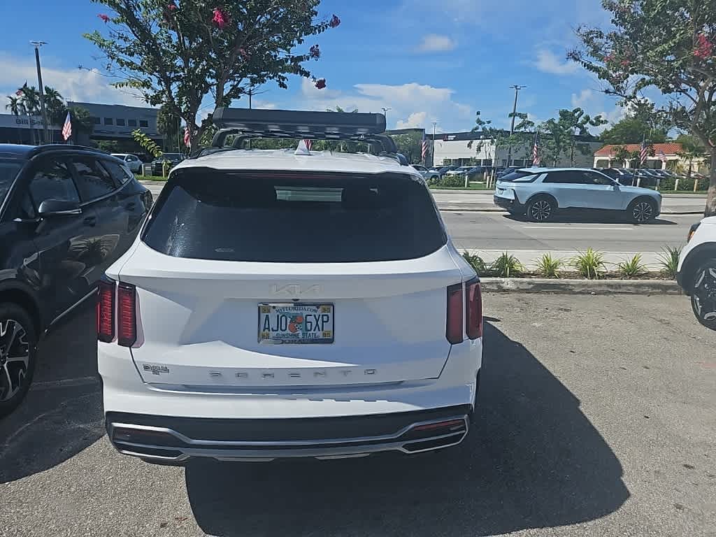 Thumbnail: 2022 Kia Sorento - 20