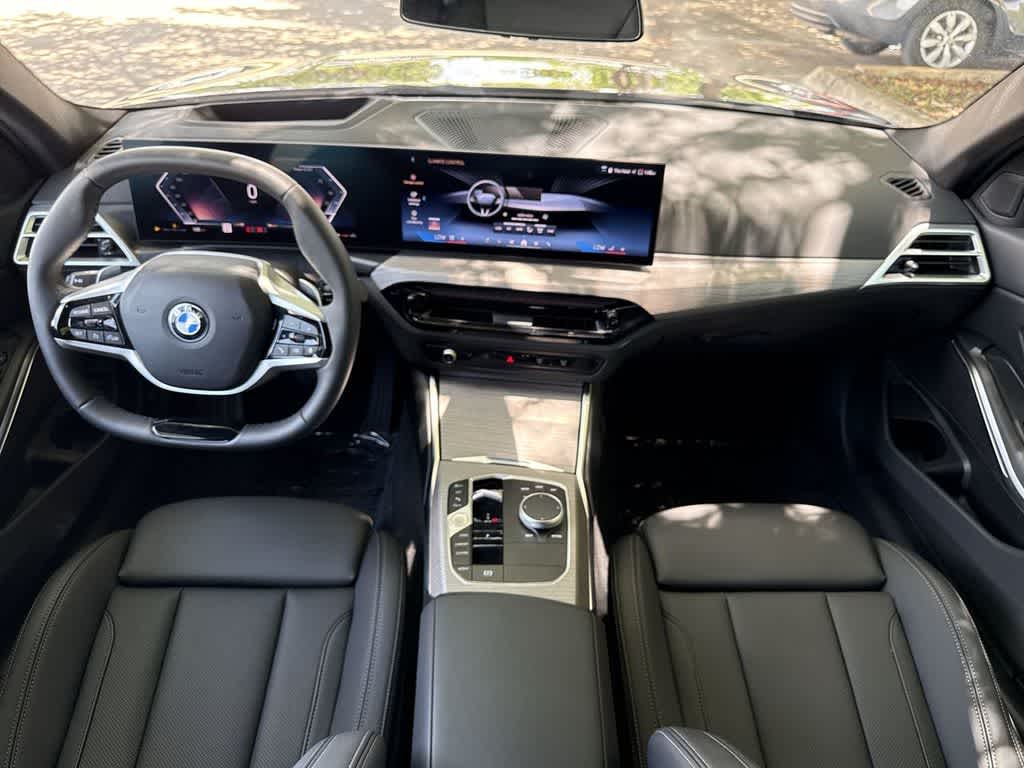 Thumbnail: 2026 BMW 3 Series - 24