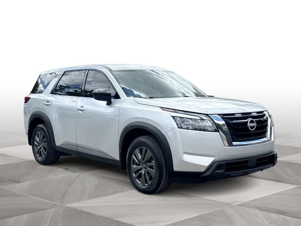 Thumbnail: 2024 Nissan Pathfinder - 2