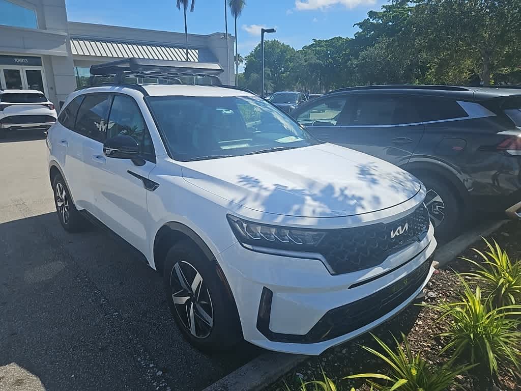 Thumbnail: 2022 Kia Sorento - 13