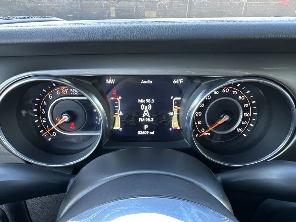 Thumbnail: 2023 Jeep Gladiator - 16