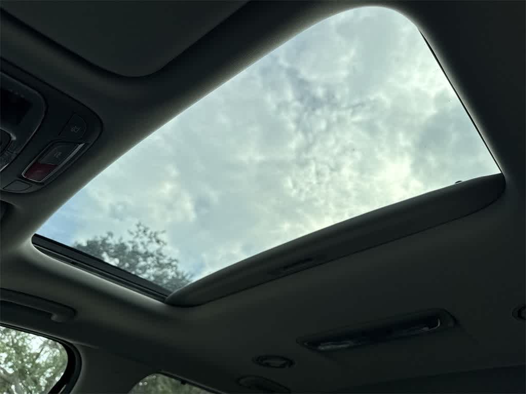 Thumbnail: 2025 Kia Telluride - 17