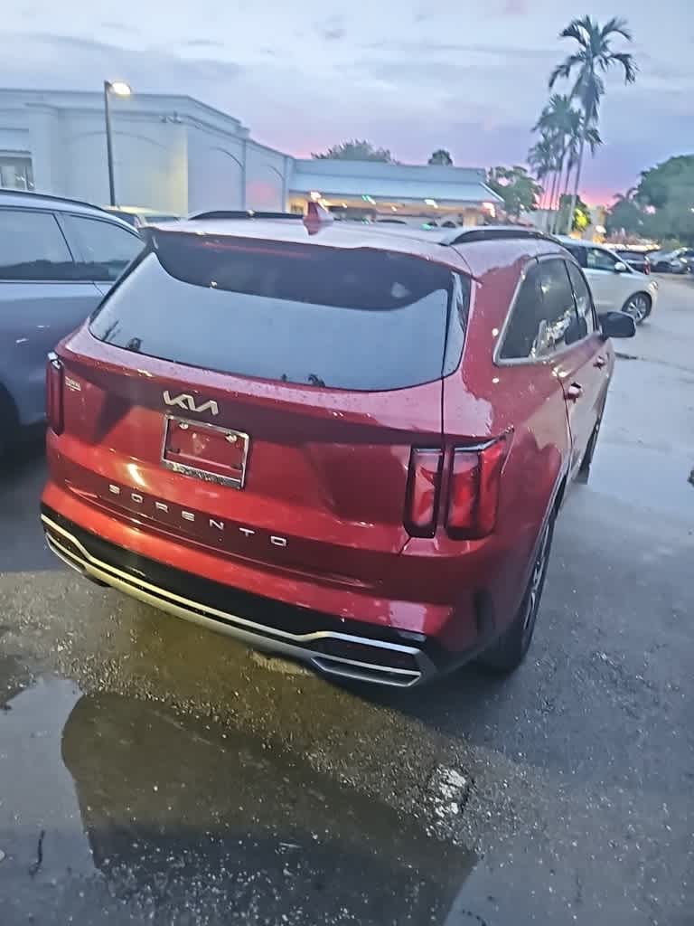 Thumbnail: 2022 Kia Sorento - 13
