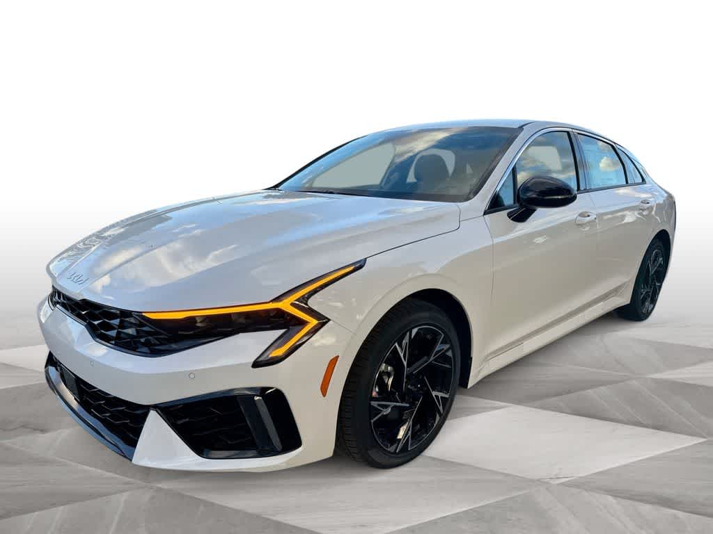 Thumbnail: 2026 Kia K5 - 1