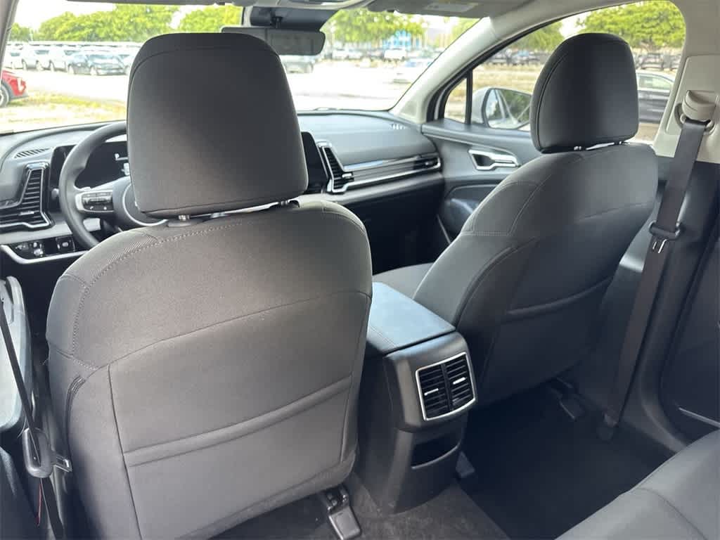2023 Kia Sportage LX 23