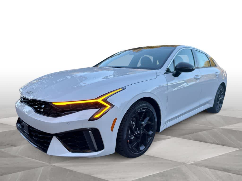 Thumbnail: 2026 Kia K5 - 1