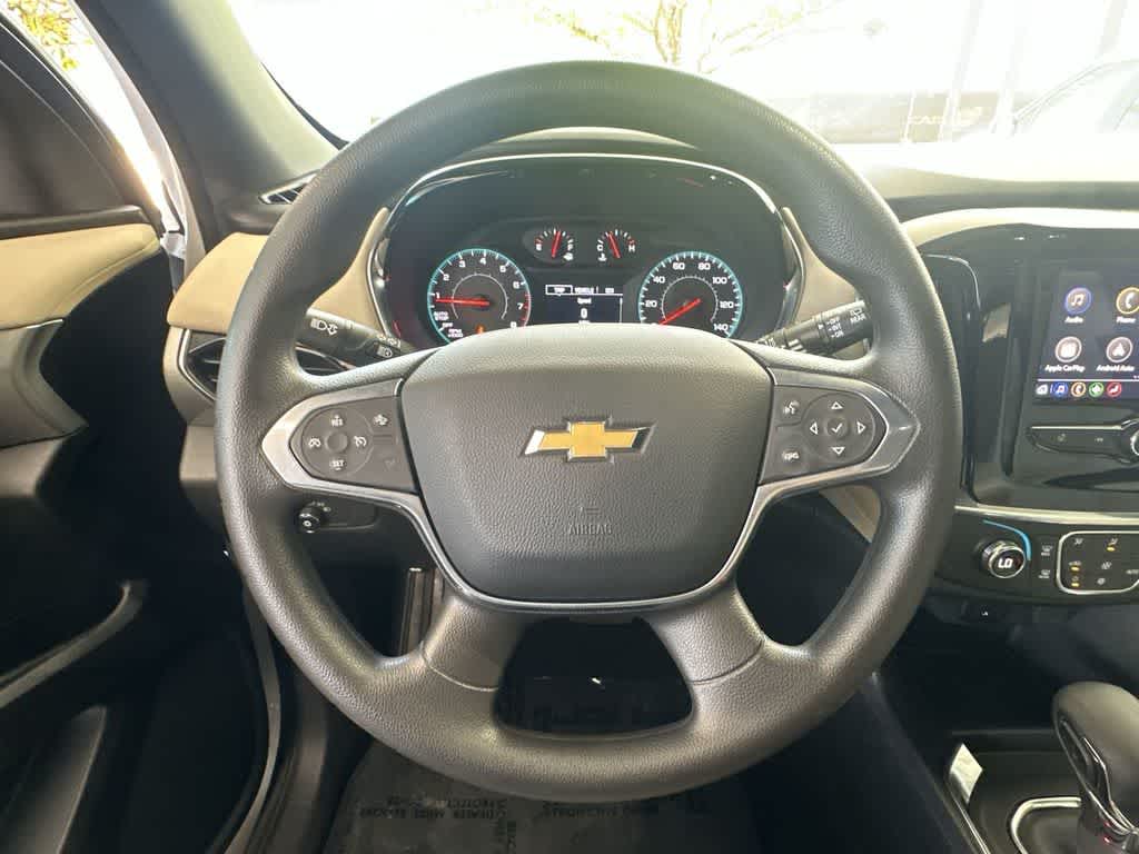 Thumbnail: 2023 Chevrolet Traverse - 15