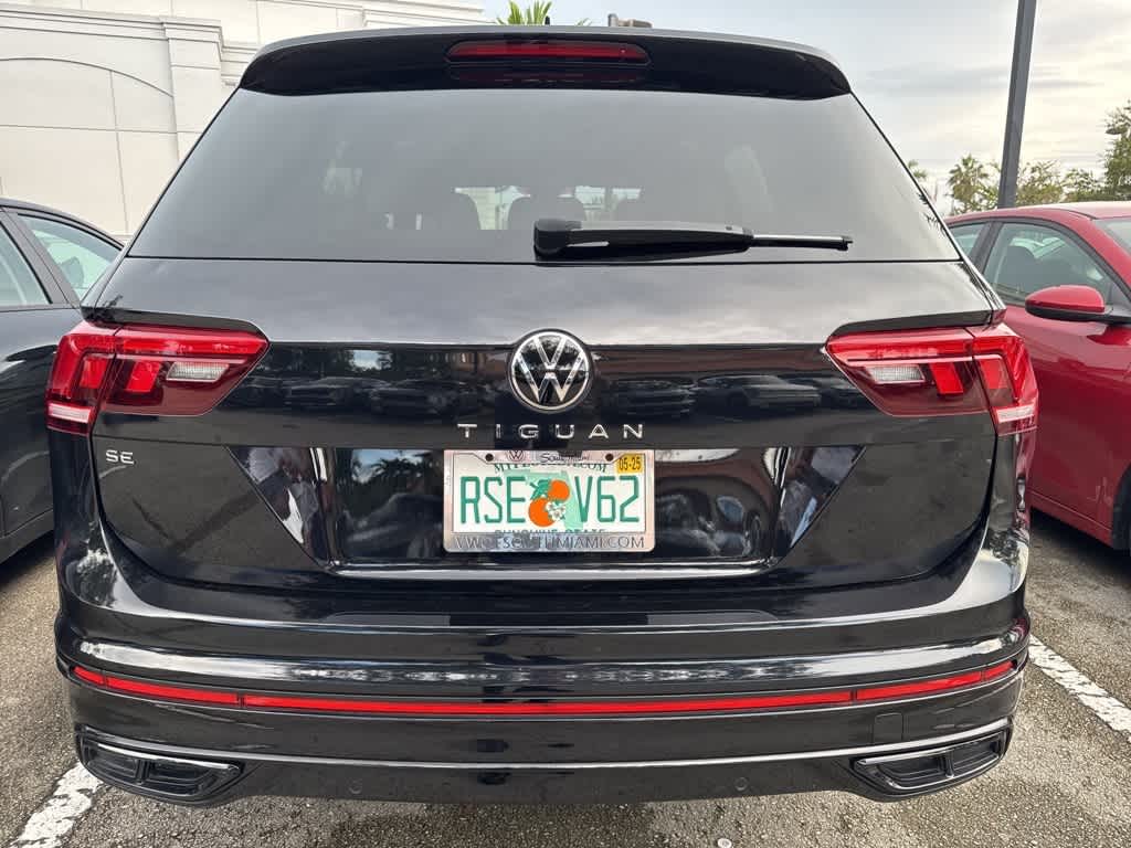 Thumbnail: 2024 Volkswagen Tiguan - 3