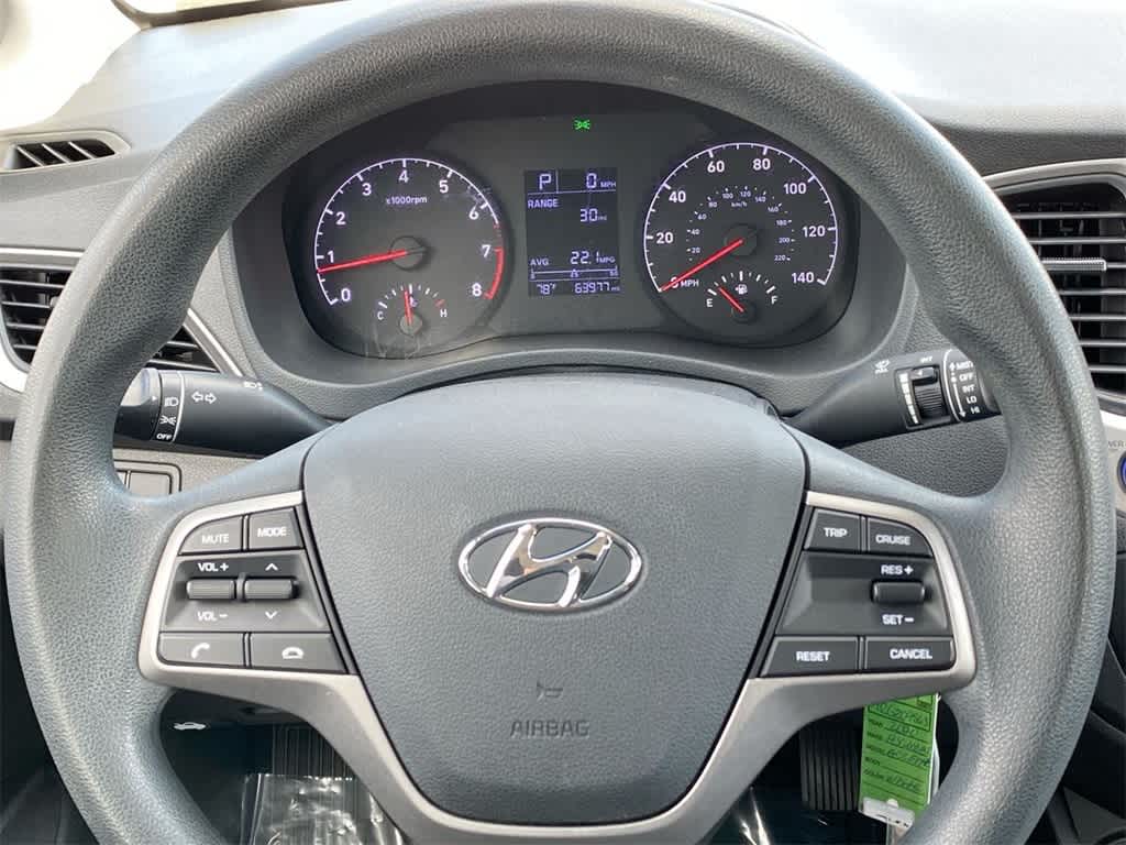2020 Hyundai Accent SE 23