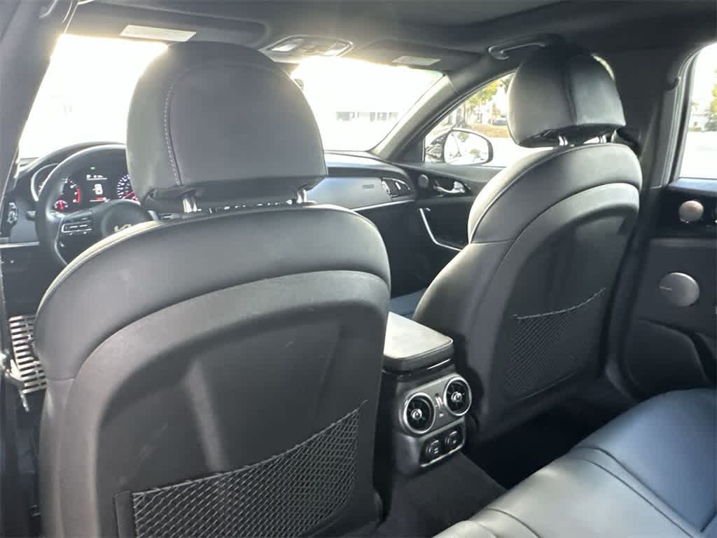 Thumbnail: 2022 Kia Stinger - 23