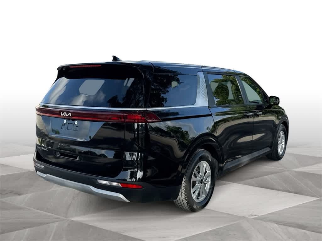 2022 Kia Carnival LXS 8