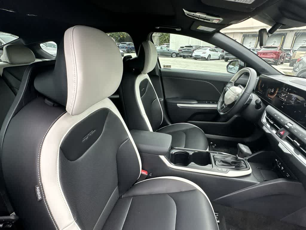 Thumbnail: 2026 Kia K4 - 14