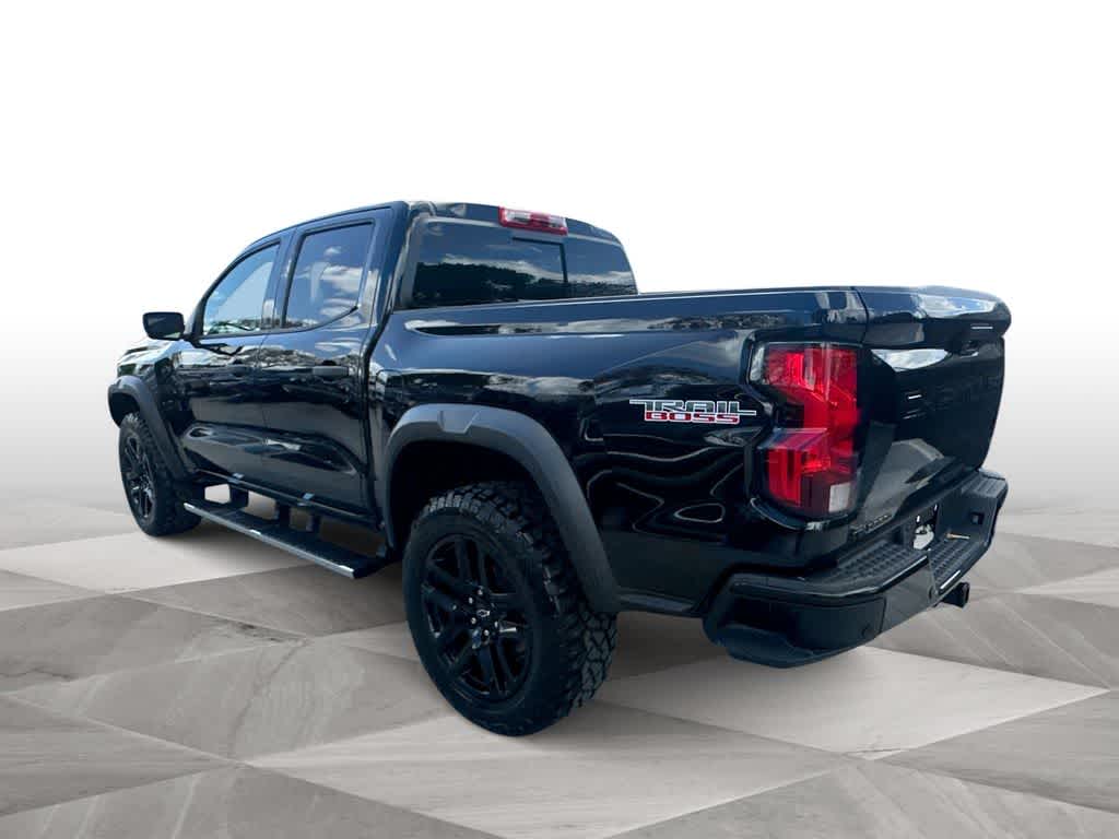 Thumbnail: 2023 Chevrolet Colorado - 6