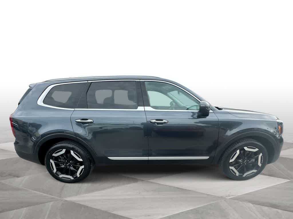 Thumbnail: 2023 Kia Telluride - 9
