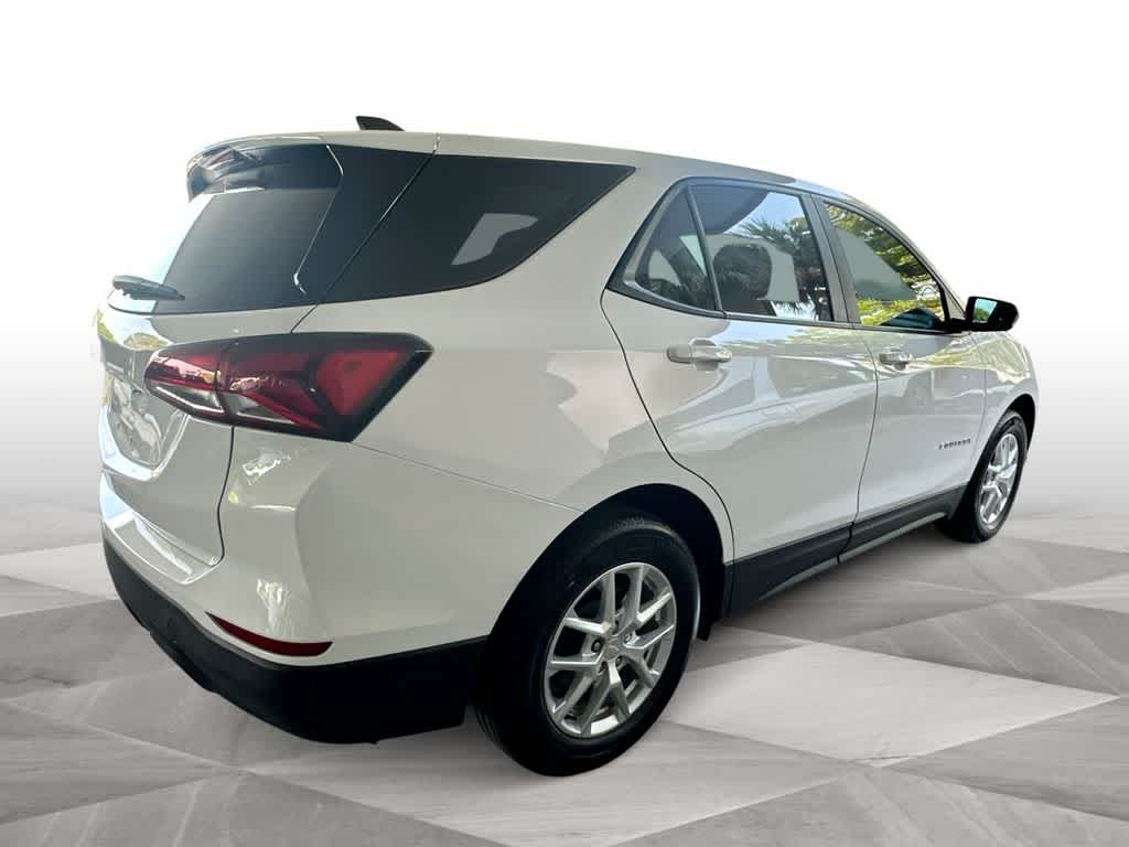 Thumbnail: 2023 Chevrolet Equinox - 8