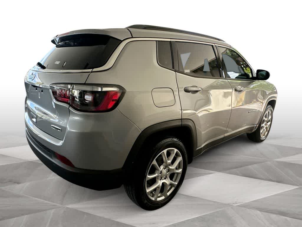 Thumbnail: 2023 Jeep Compass - 8