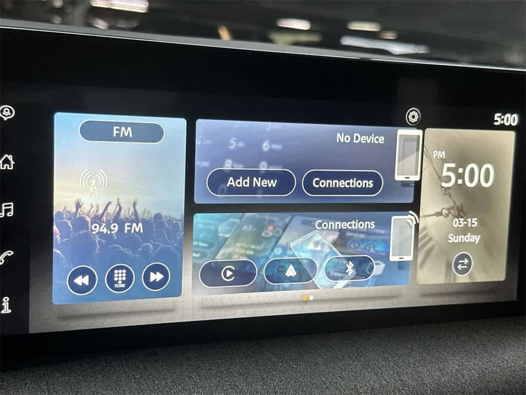 Thumbnail: 2025 Nissan Kicks - 18