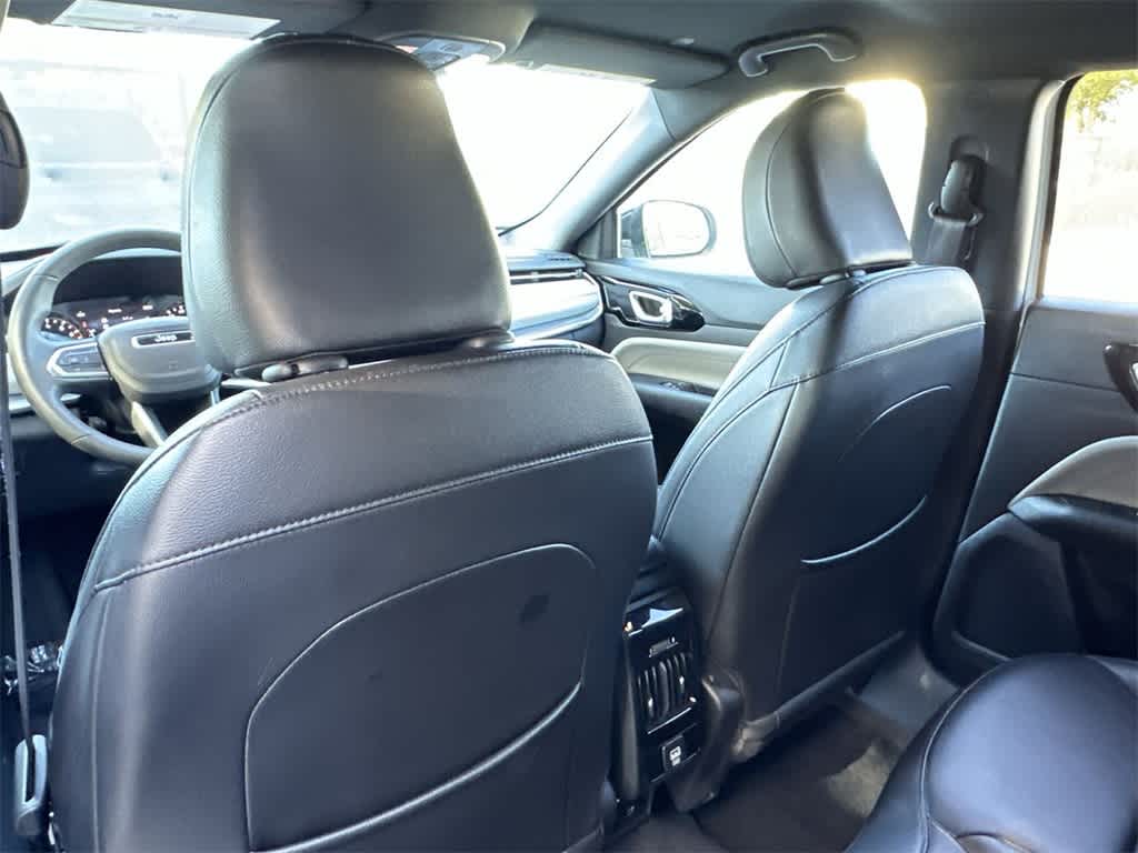 Thumbnail: 2024 Jeep Compass - 23