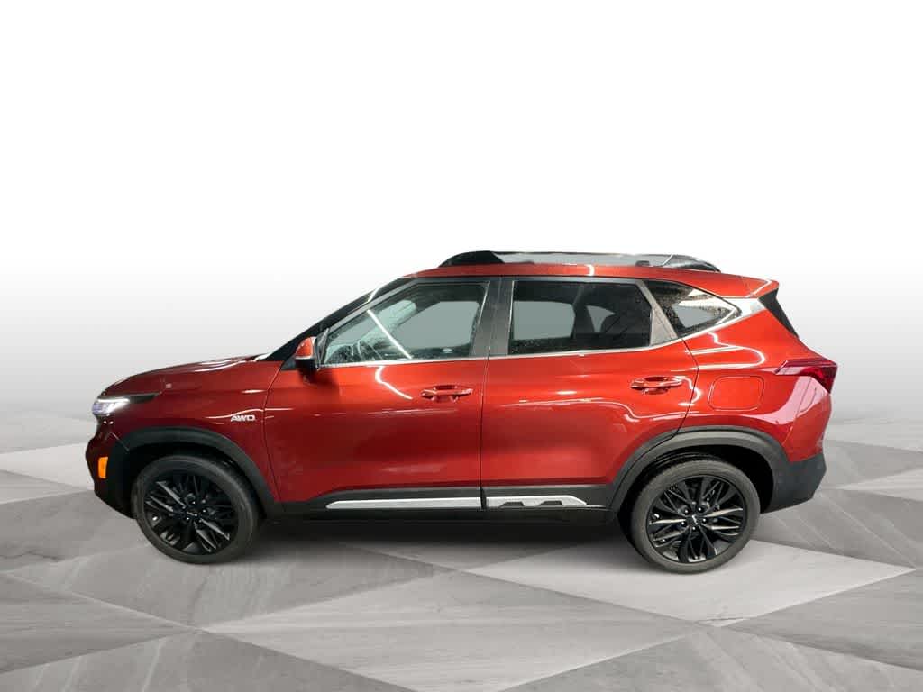 Thumbnail: 2023 Kia Seltos - 5