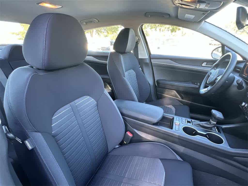 Thumbnail: 2026 Kia K5 - 27