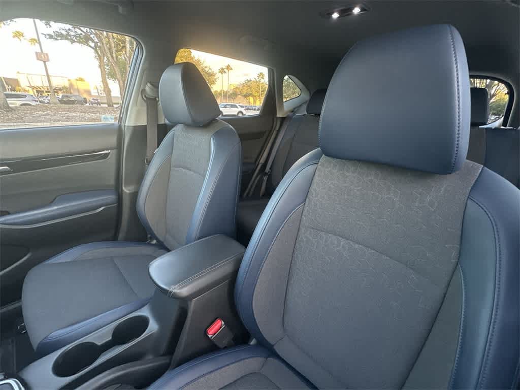 Thumbnail: 2024 Kia Seltos - 14