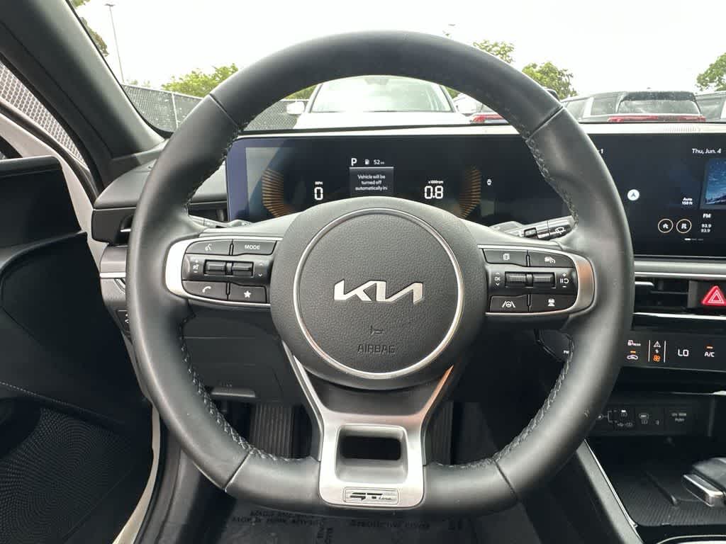 Thumbnail: 2025 Kia K5 - 22