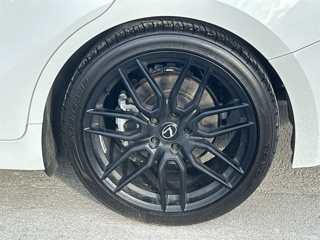 Thumbnail: 2023 Lexus IS - 11