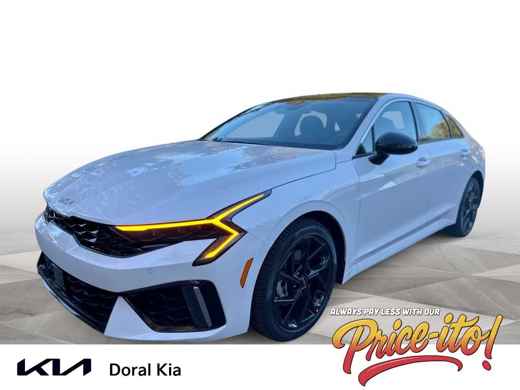 Thumbnail: 2026 Kia K5 - 1
