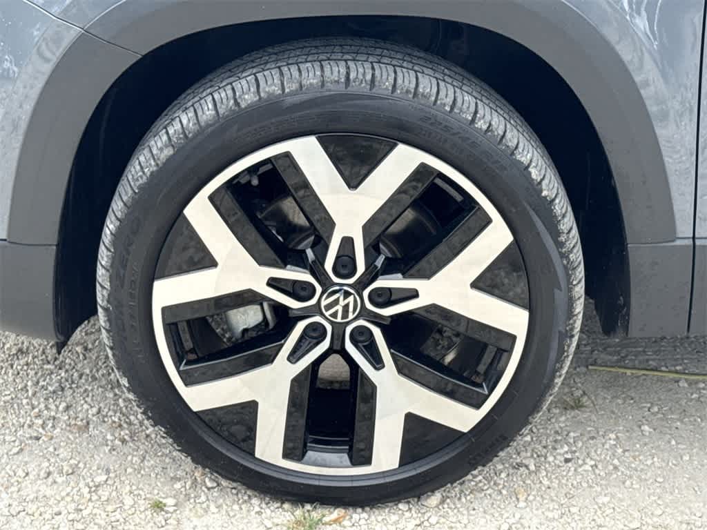 Thumbnail: 2023 Volkswagen Taos - 11