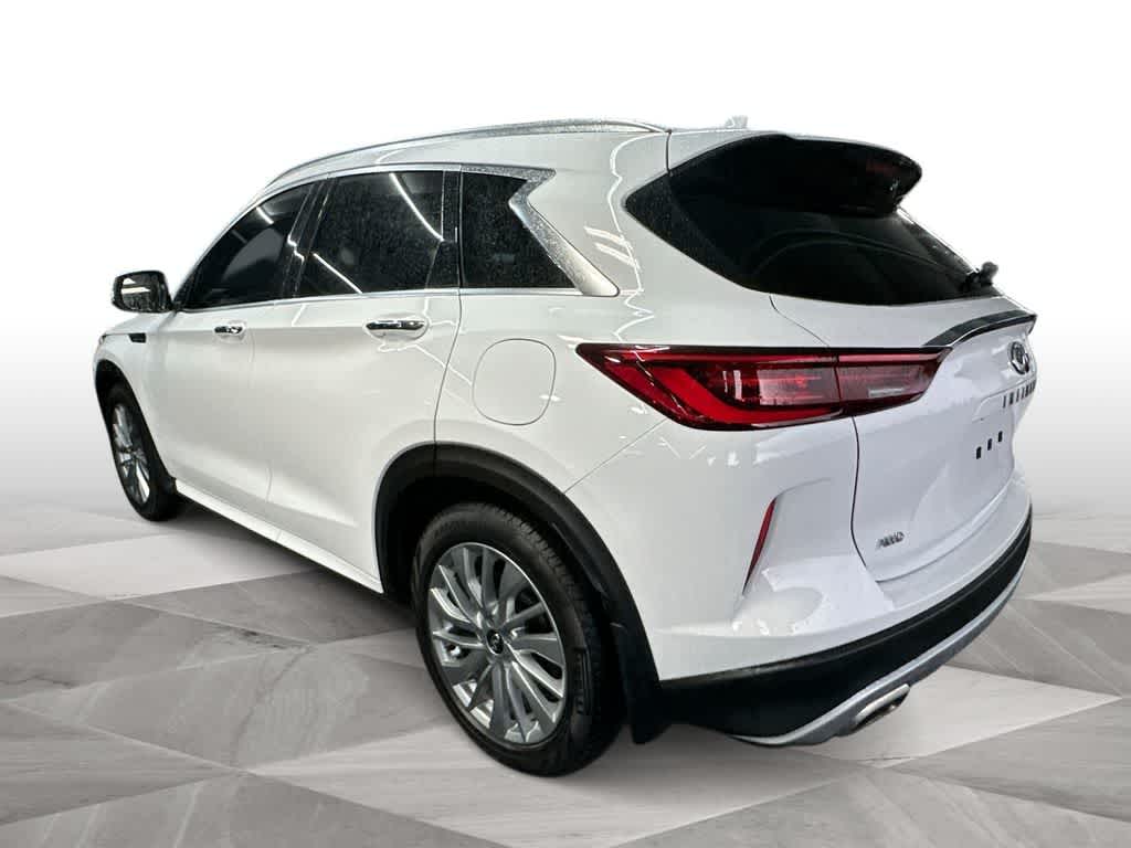 Thumbnail: 2023 INFINITI QX50 - 6