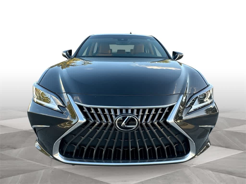 Thumbnail: 2023 Lexus ES - 3