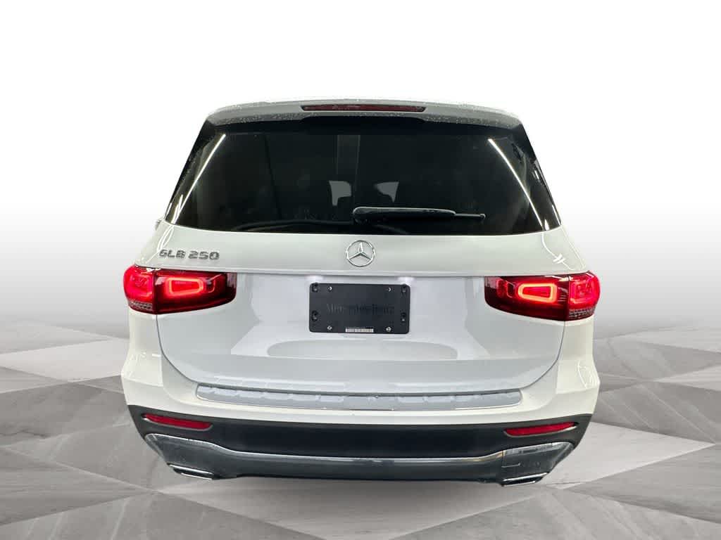 Thumbnail: 2023 Mercedes-Benz GLB - 7