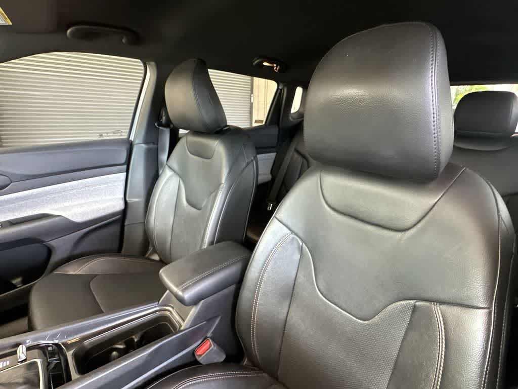 Thumbnail: 2023 Jeep Compass - 14