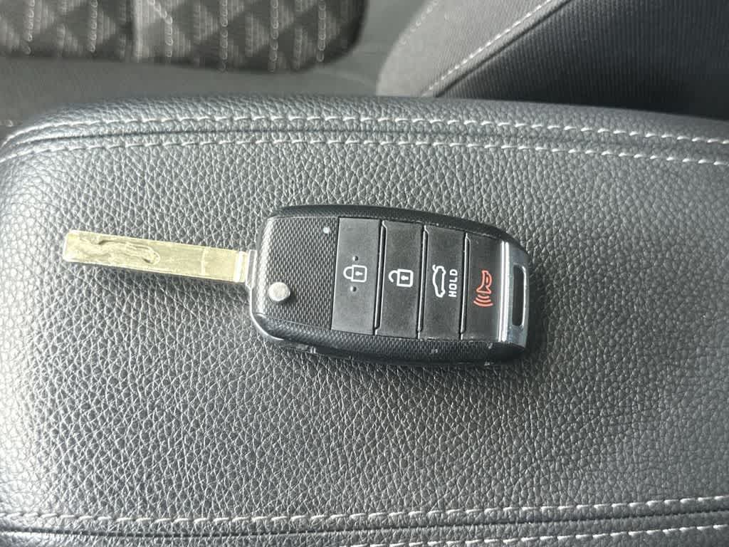 Thumbnail: 2023 Kia Rio5 - 28